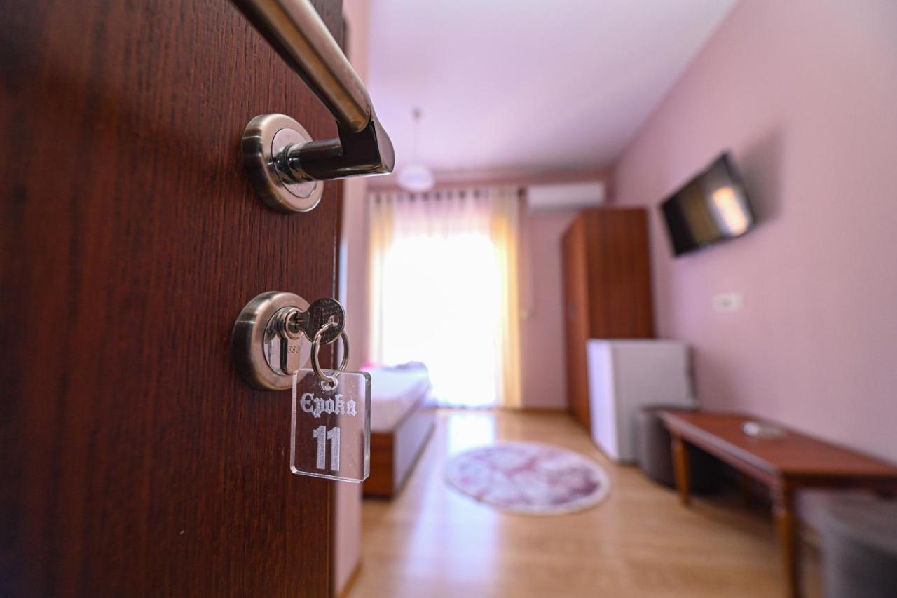 Hotel Epoka Shkoder Bagian luar foto